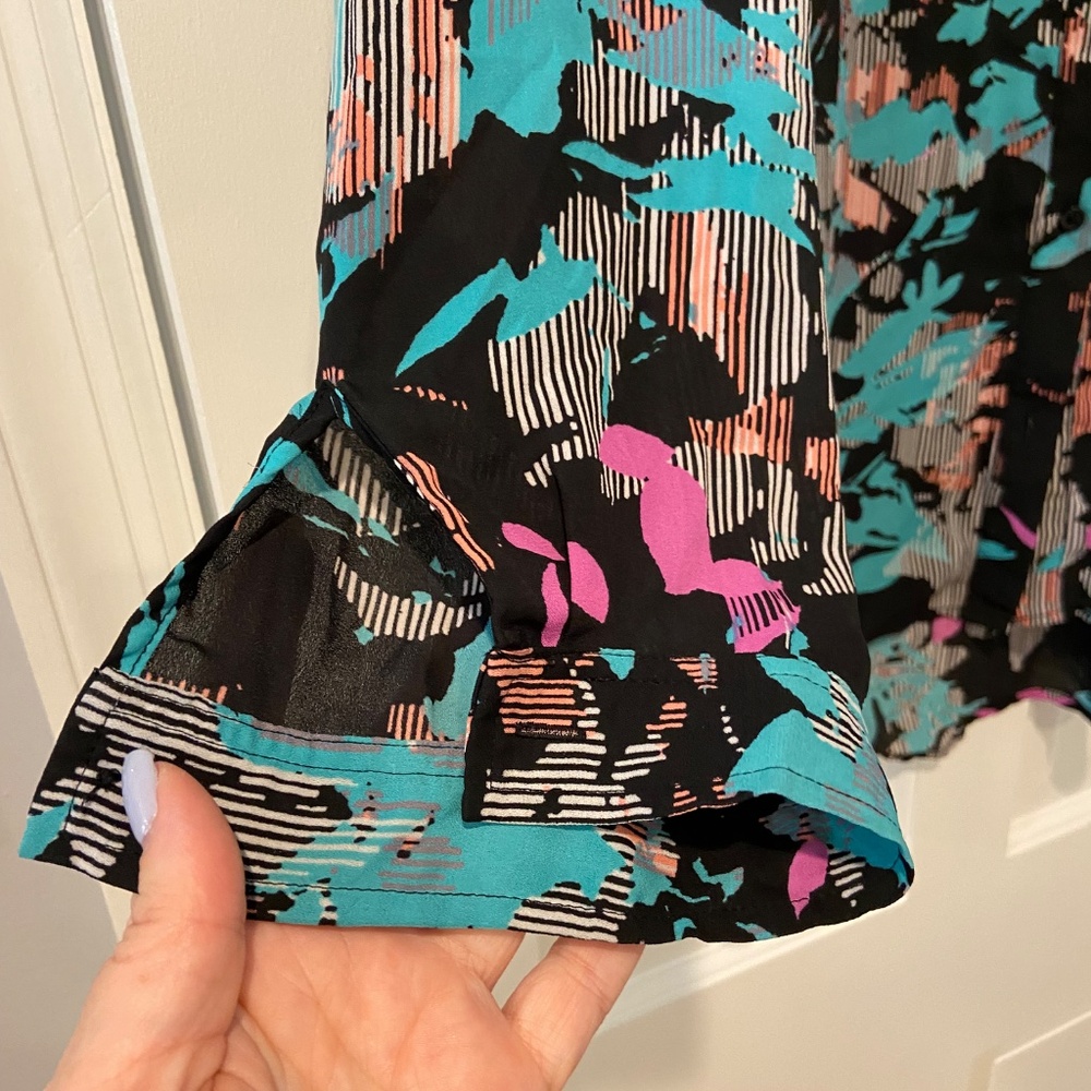 Boutique Blouse Size 3X Colorful Print Long Sleeve High-Low Hem - Picture 3 of 8
